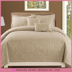 Cotton Printing Quilt Set With Decorative Pillows Cotton Printing Quilt Set With Decorative Pillows